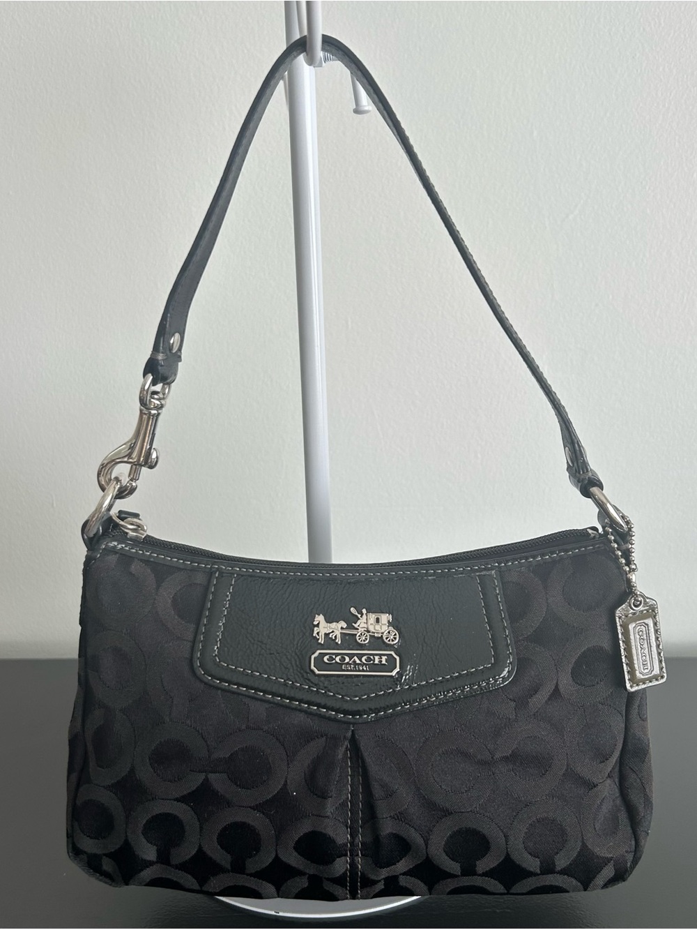 Coach SOHO Black Signature Shoulder Bag Pochette baguette Y2K silver hardware - Picture 2 of 11